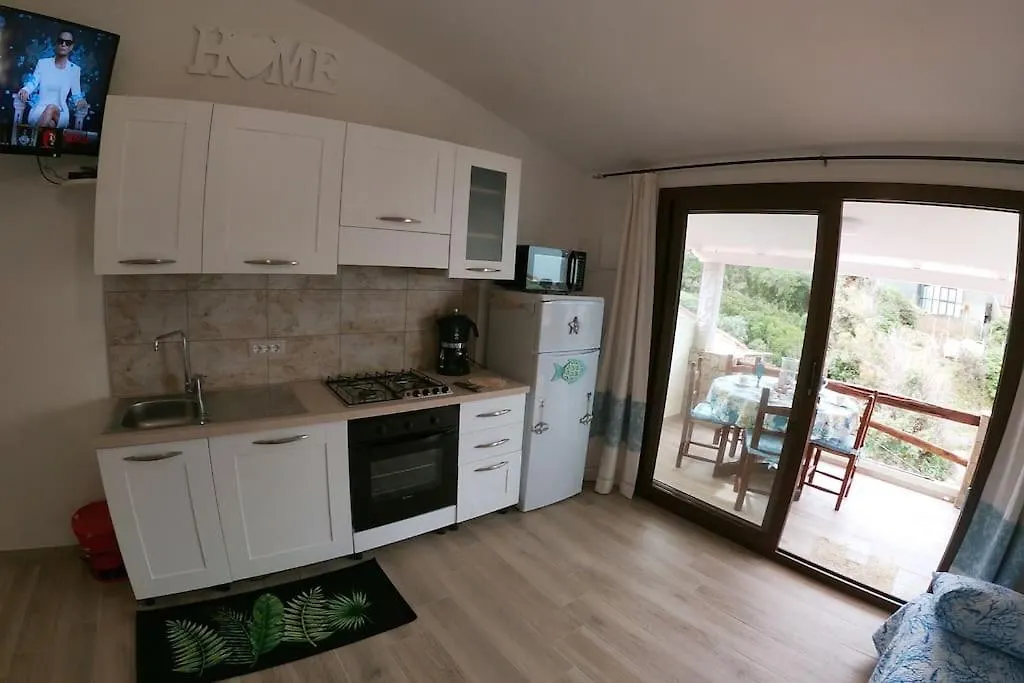 Oasi Del Relax - Seaside Peaceful Panoramic Terrace In Italy - New Sardinia Apartment 50 Mt Beach&Sea Full Comfort Air Conditioning-Wifi-Parking-Privacy Torre dei Corsari 0*,  Włochy